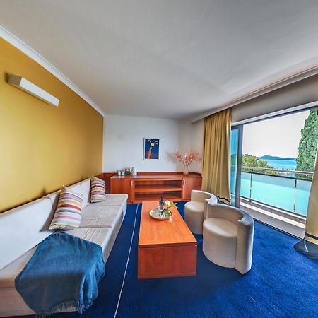 Hotel Ilirija Biograd Na Moru Buitenkant foto