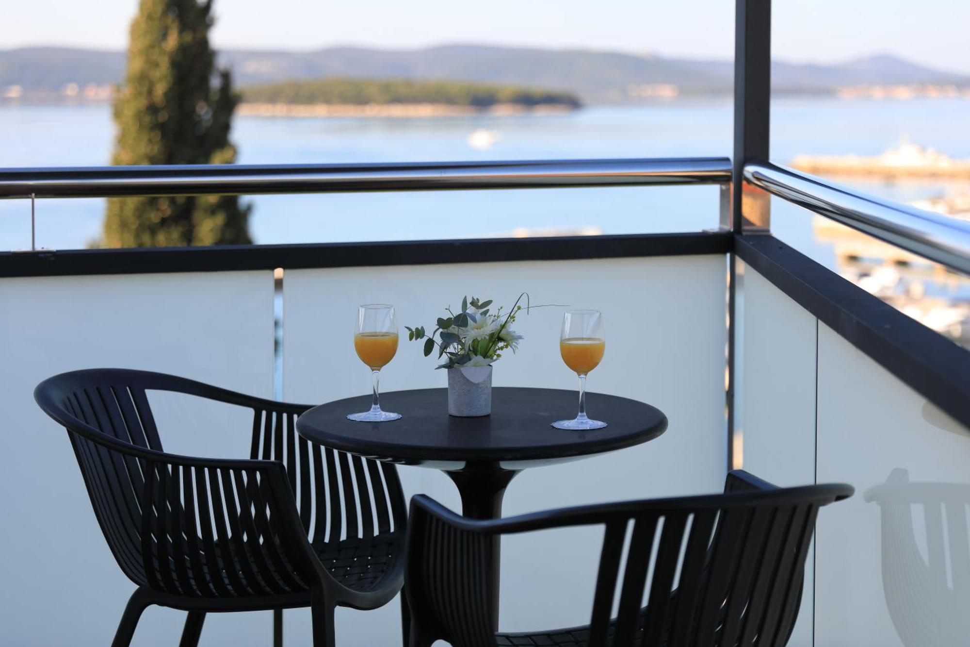 Hotel Ilirija Biograd Na Moru Kamer foto