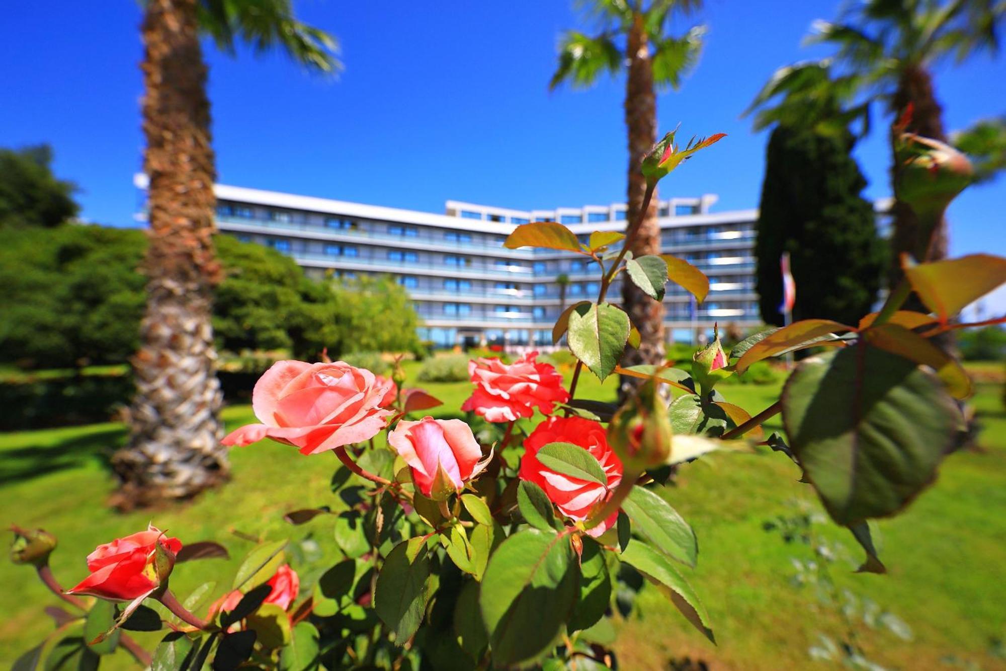 Hotel Ilirija Biograd Na Moru Buitenkant foto