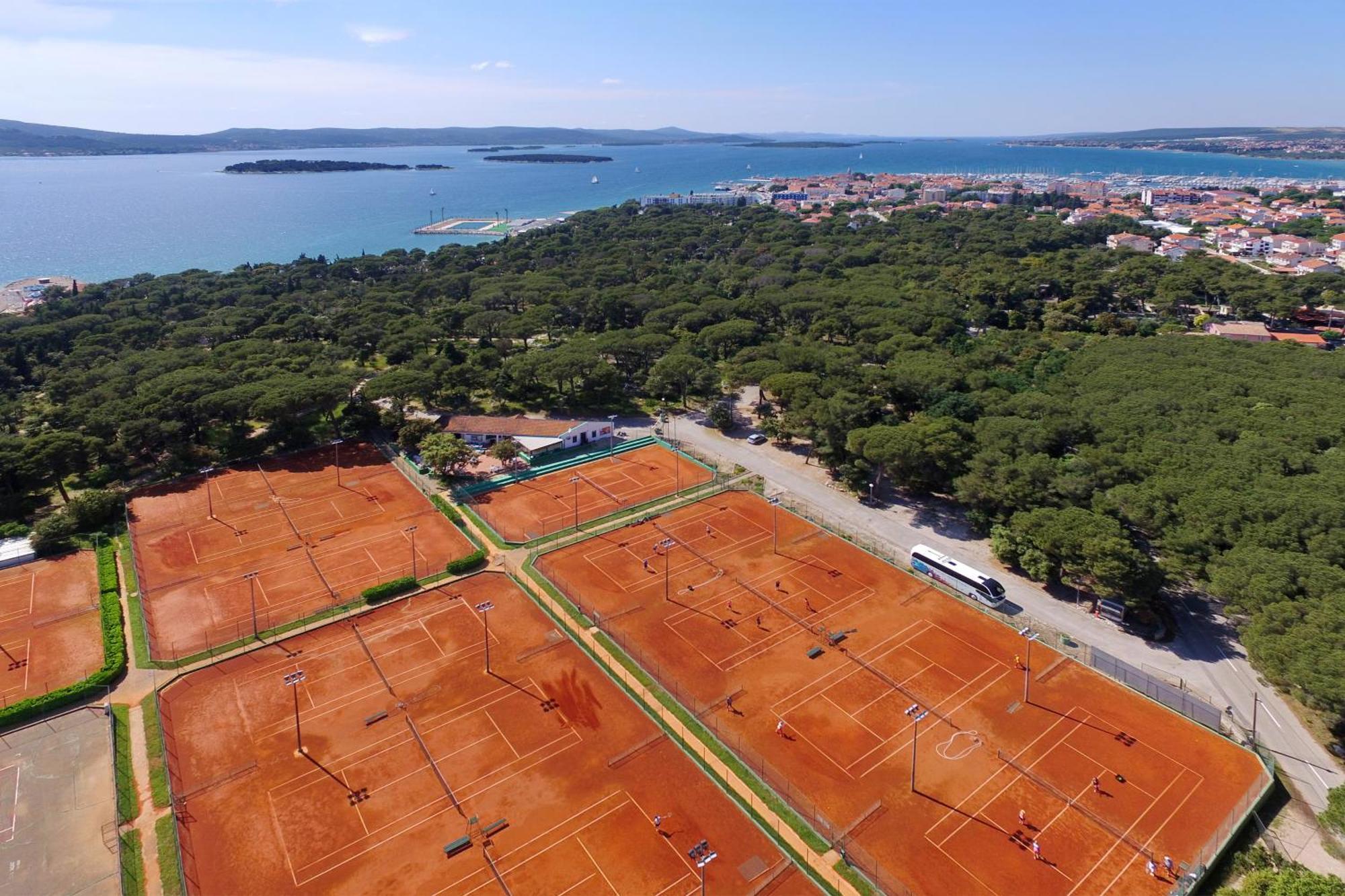 Hotel Ilirija Biograd Na Moru Buitenkant foto