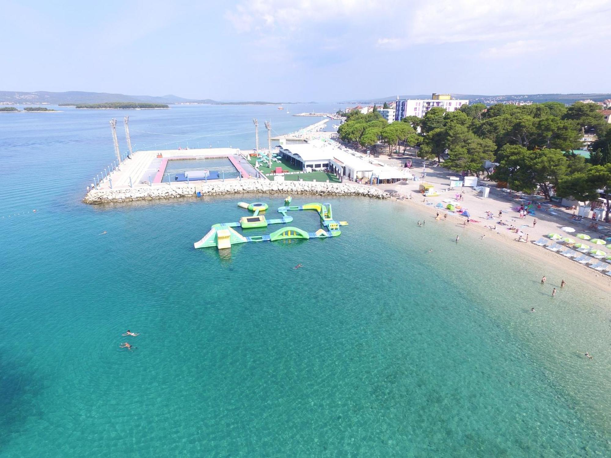 Hotel Ilirija Biograd Na Moru Buitenkant foto