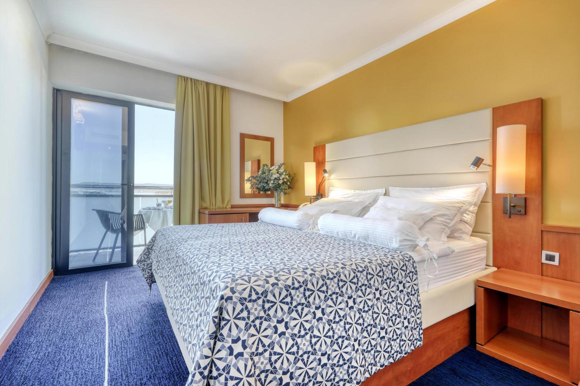 Hotel Ilirija Biograd Na Moru Buitenkant foto