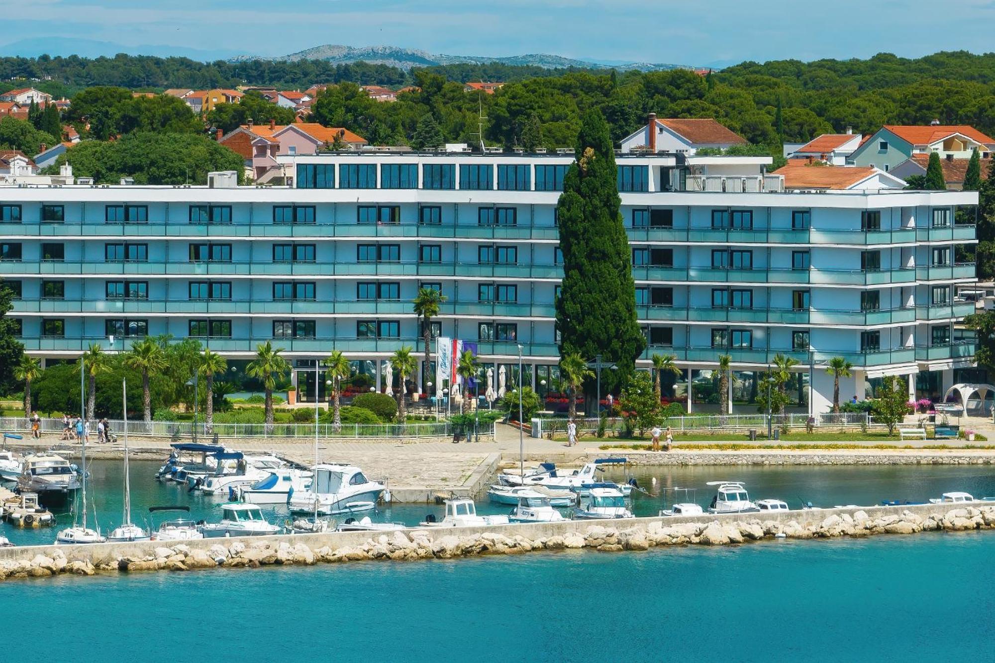 Hotel Ilirija Biograd Na Moru Buitenkant foto