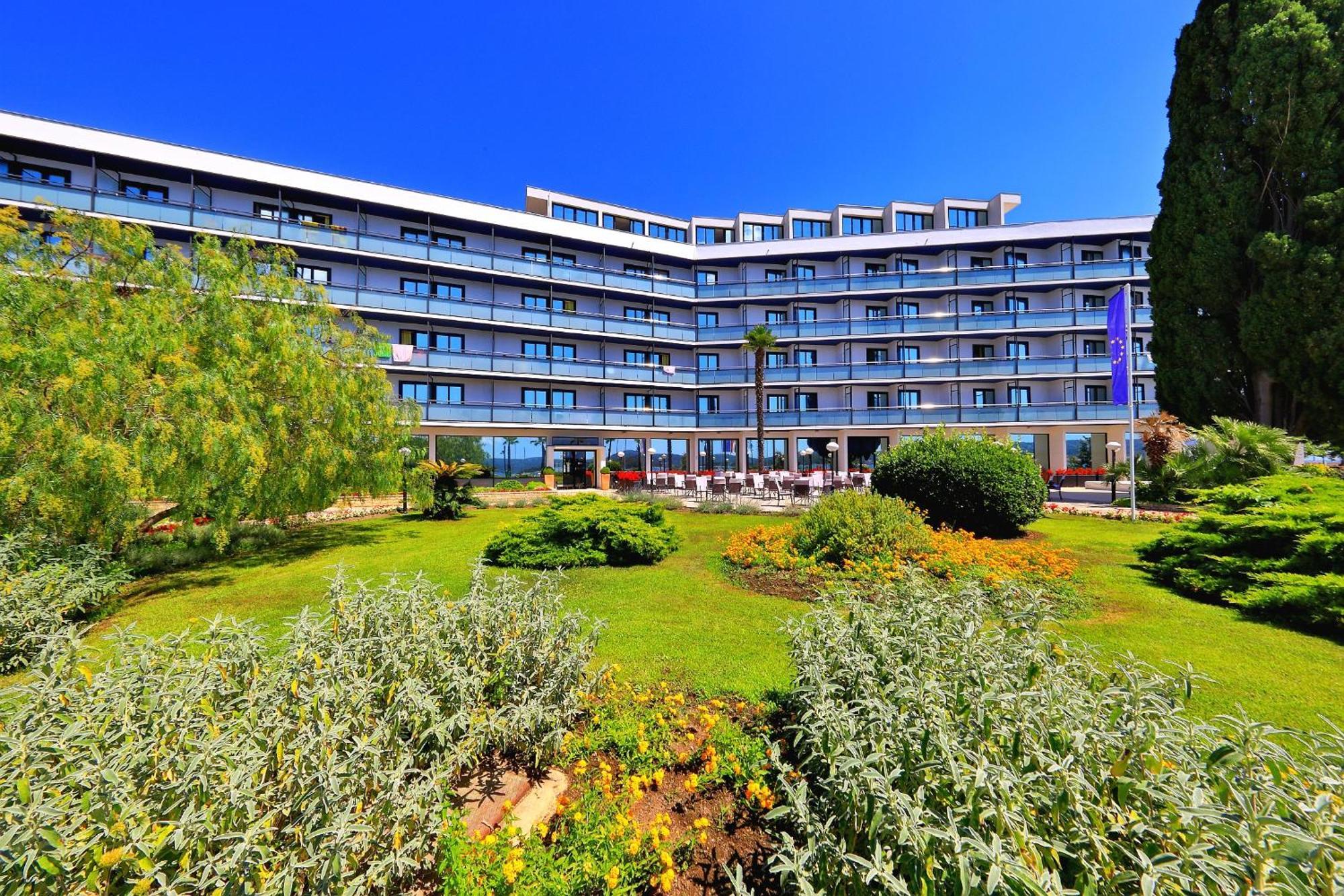 Hotel Ilirija Biograd Na Moru Buitenkant foto